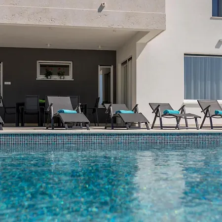 Luxurious Meri Kaštela