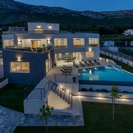 Luxurious Meri فيلة Kaštela