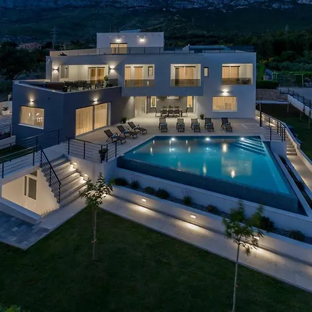 Luxurious Meri فيلة Kaštela