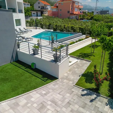 فيلة Luxurious Meri Kaštela