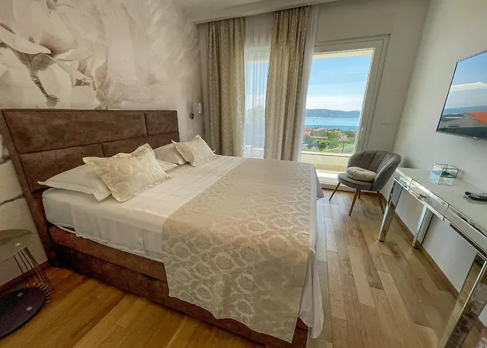 빌라 Luxurious Meri Kaštela