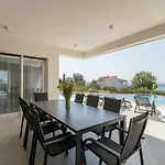 Luxurious Meri Villa