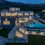Luxurious Meri Villa Kastela