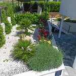 Villa Luxurious Meri *