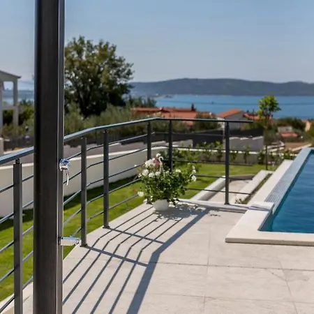 Vila Luxurious Meri
