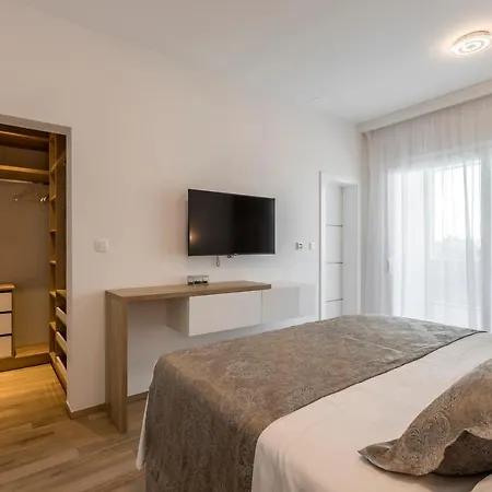 Luxurious Meri Vila *