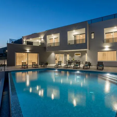 Villa Luxurious Meri