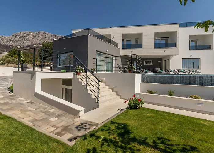 Villa Luxurious Meri