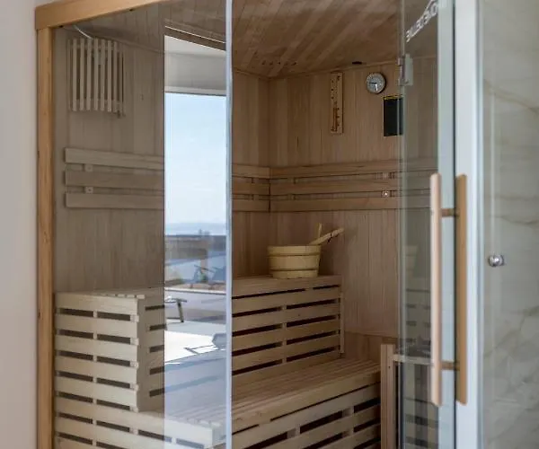 Luxurious Meri Kaštela