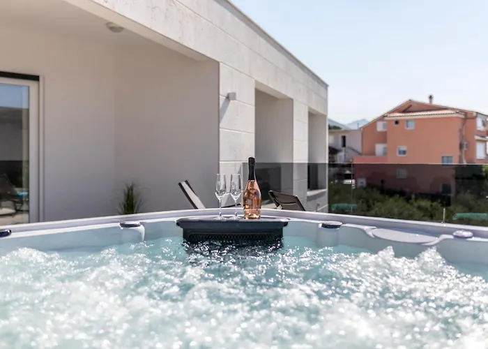 Villa Luxurious Meri