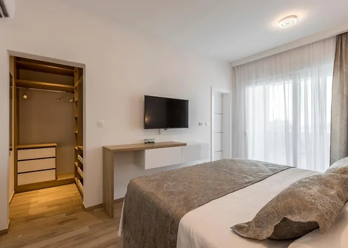 Luxurious Meri Villa *