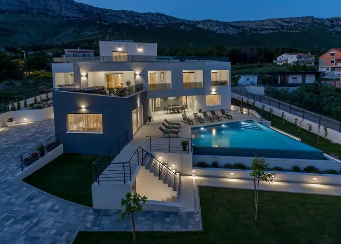 Luxurious Meri Villa Kaštela